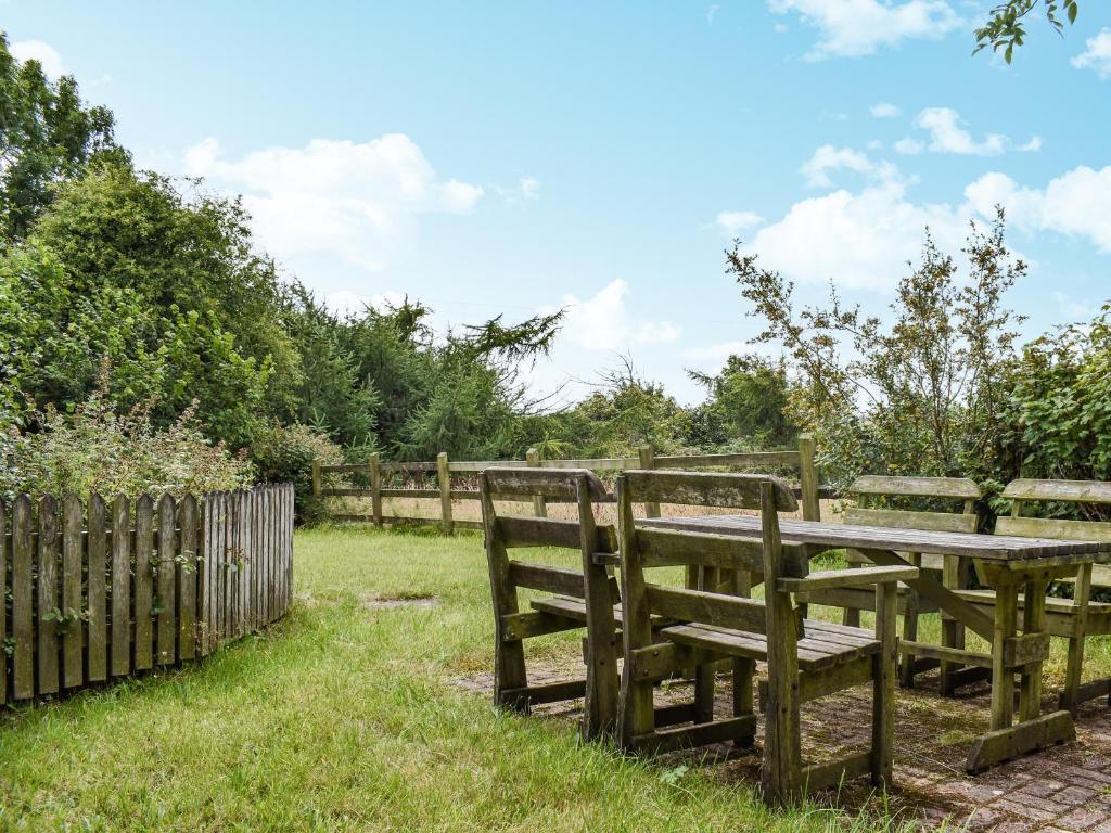 Zahrada ubytování Nutmeg's - Uk50373