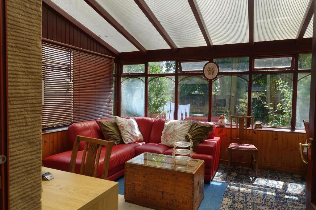 Posezení v ubytování Ashgrove House