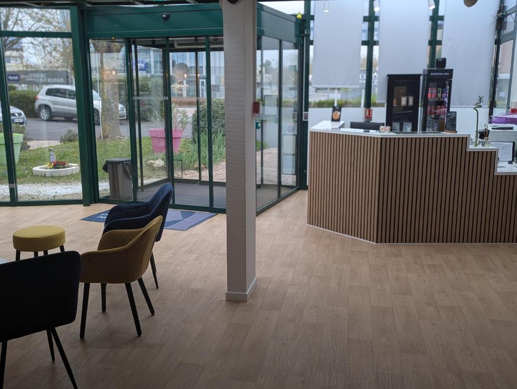 Kyriad Reims Est - Parc Expositions - Resim 38