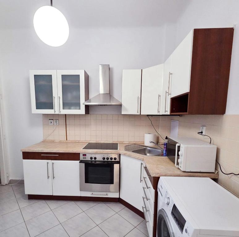 Petit Dependance - Resim 40