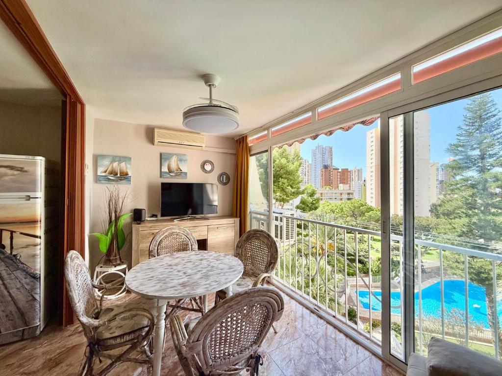 Loix Playmon Park Apartment