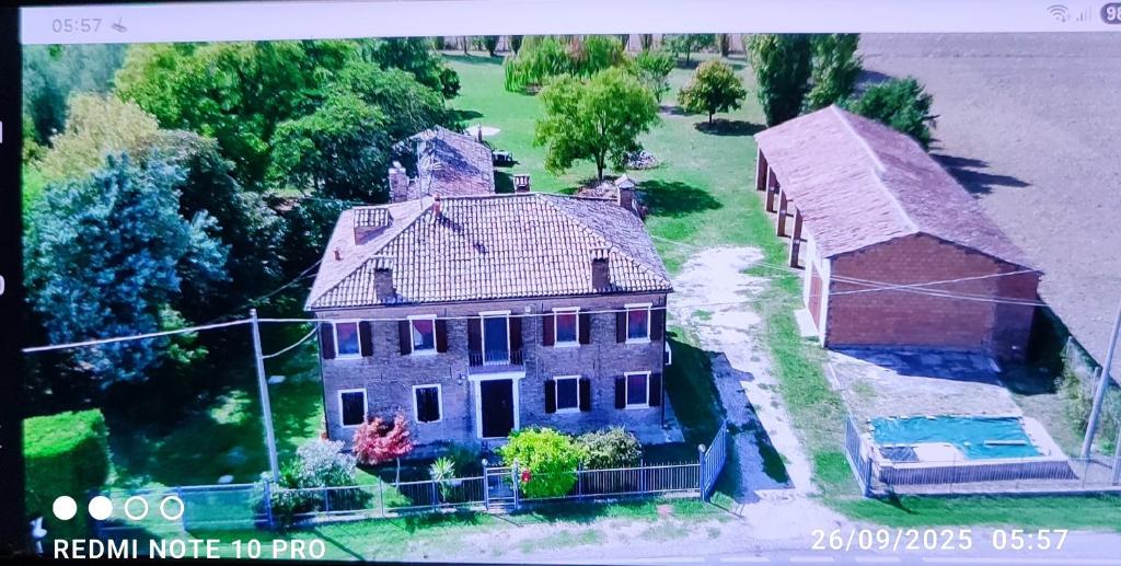 Фотография из галереи B&B da Veronica Riva del Po Fe в городе Ruina