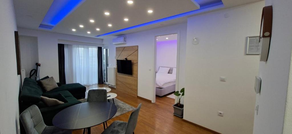 Μια τηλεόραση ή/και κέντρο ψυχαγωγίας στο Extra Apartman Palata