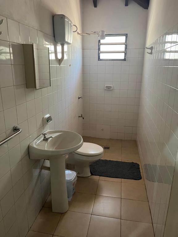 Ένα μπάνιο στο Hospedaje El Paso