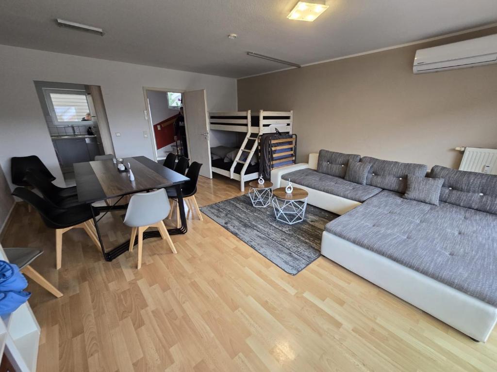 Ferienwohnung Michelle - Two-Room Apartment (2-10 Adults)