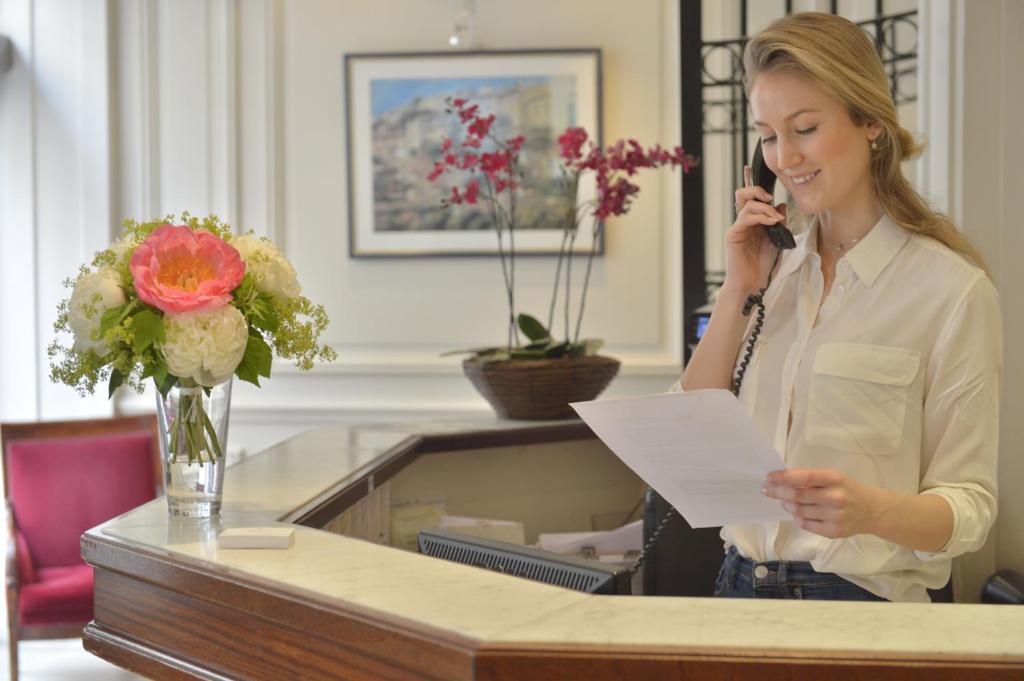 Unic Renoir Saint Germain - Resim 6