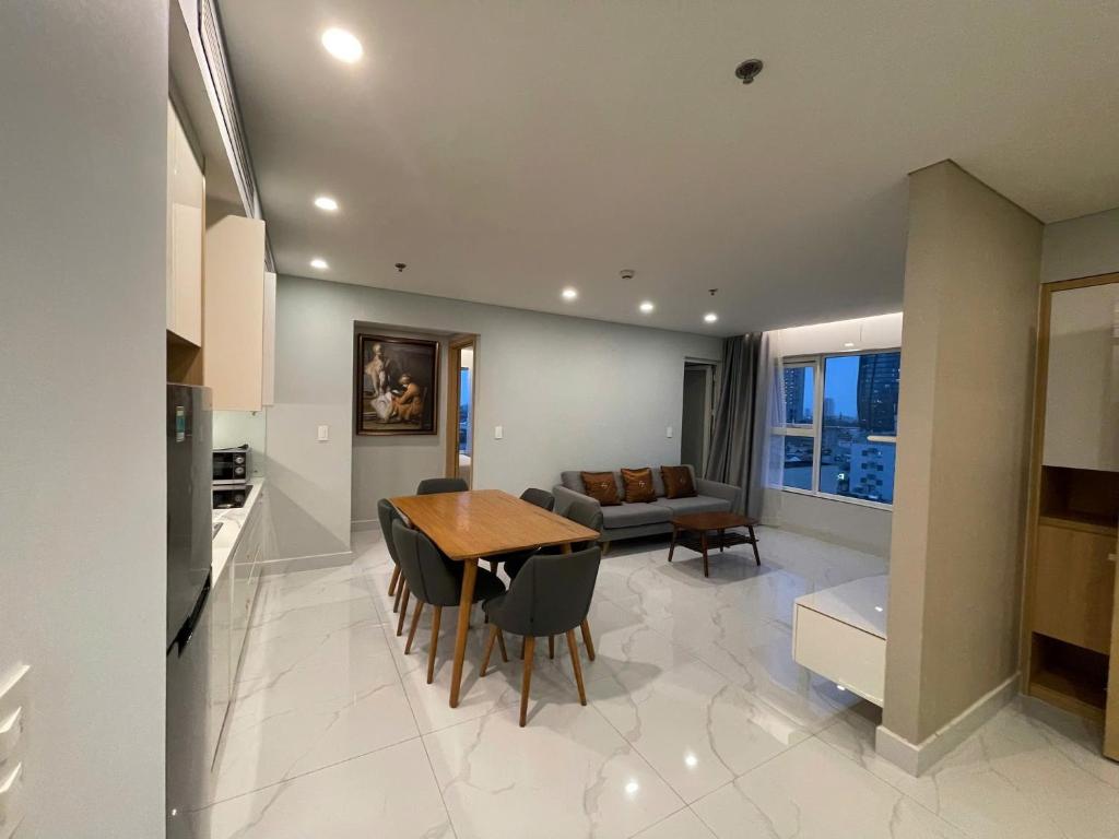 Χώρος καθιστικού στο Zen Diamond căn hộ 2pn Đà Nẵng