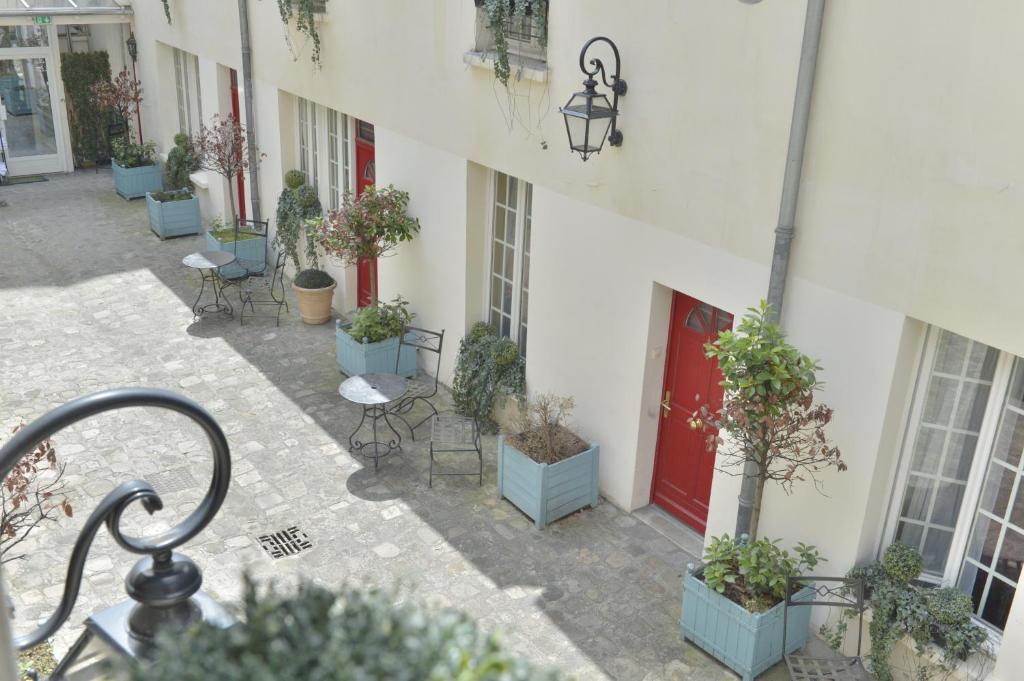 Unic Renoir Saint Germain - Resim 40