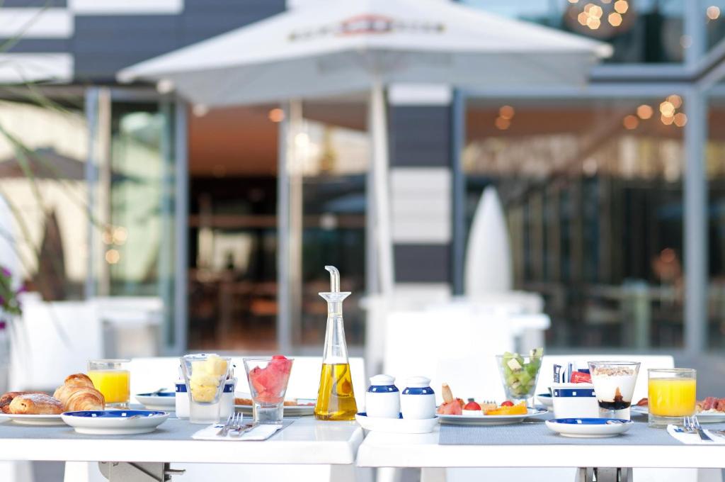 Hotel Zentral Ave - Resim 44