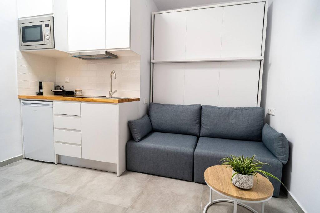 Hector - Comfort studio in the center of Larisa