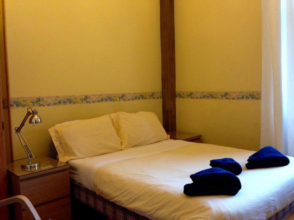 Postel nebo postele na pokoji v ubytování Ardgowan Guest House