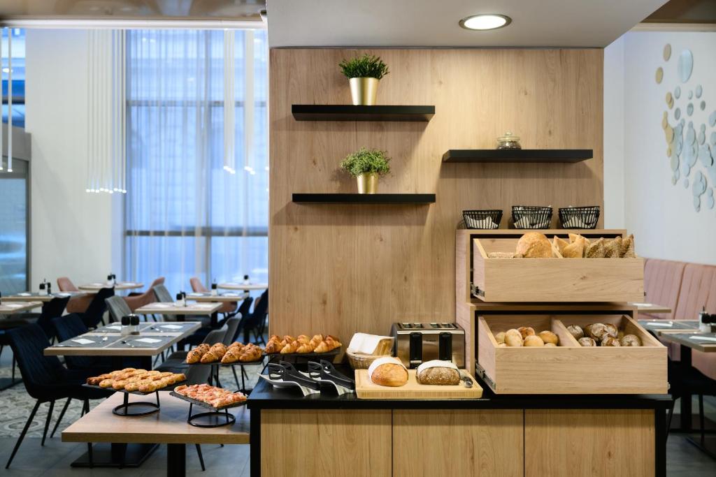 12 Revay Hotel - Resim 8