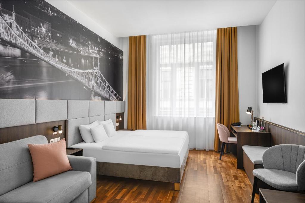 12 Revay Hotel - Resim 5