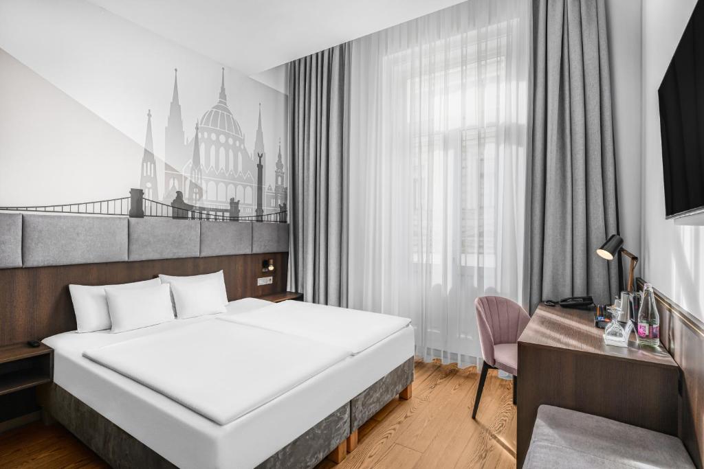 12 Revay Hotel - Resim 1