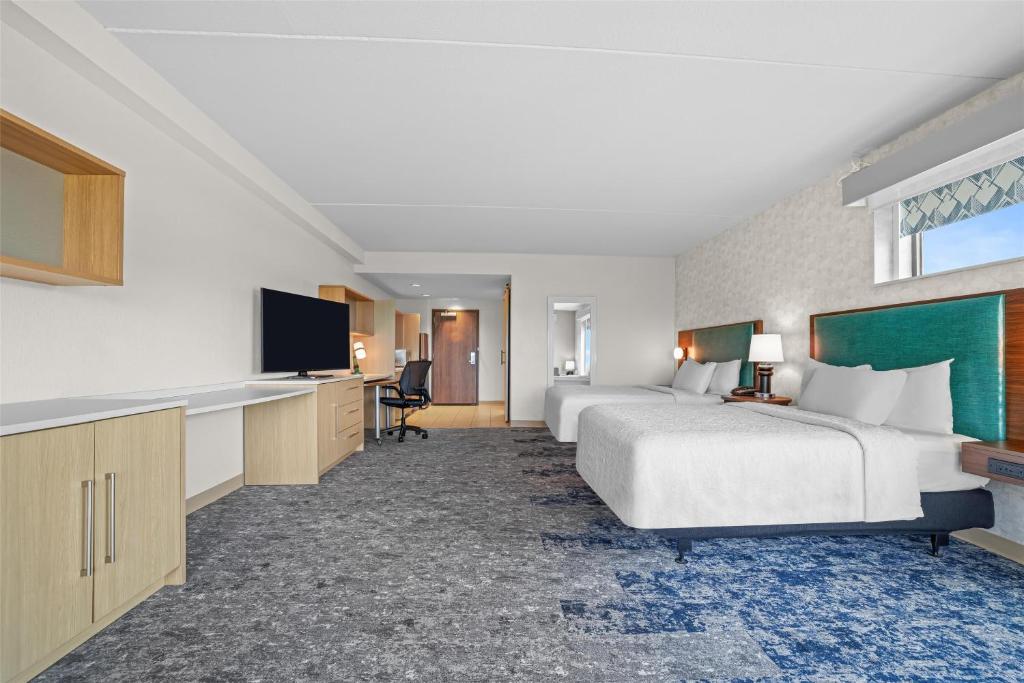 Home2 Suites By Hilton Pigeon Forge - 