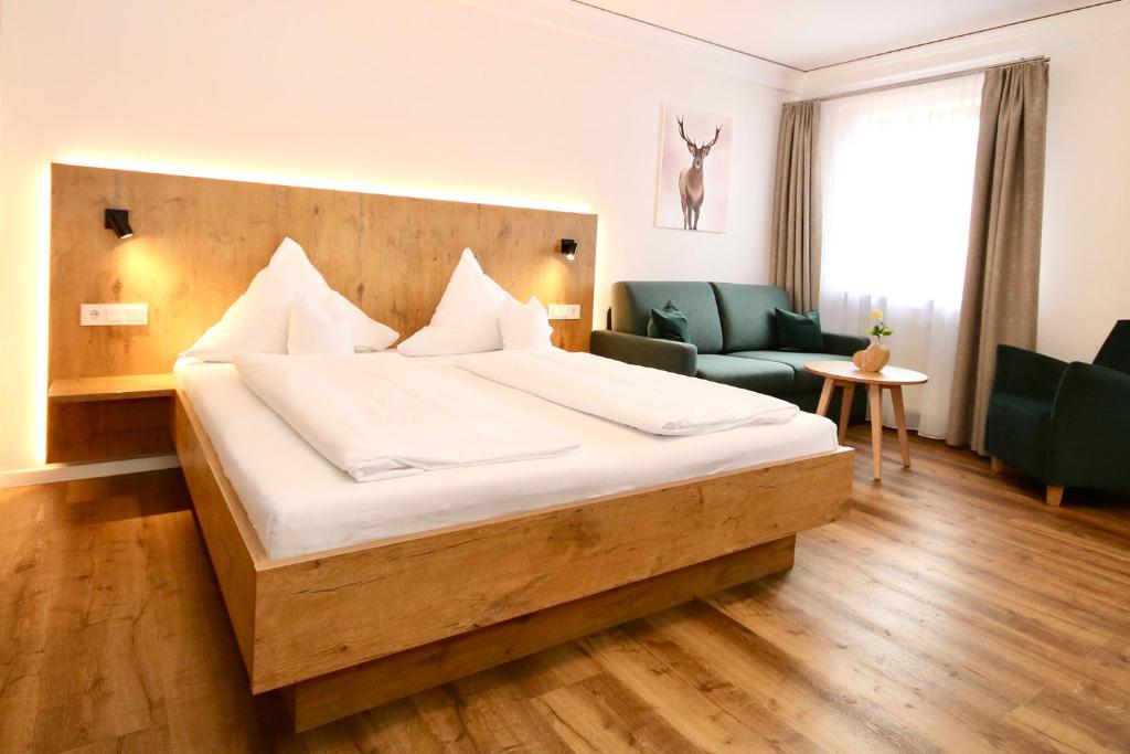 Hotel-Restaurant Hirsch - Business Double Room