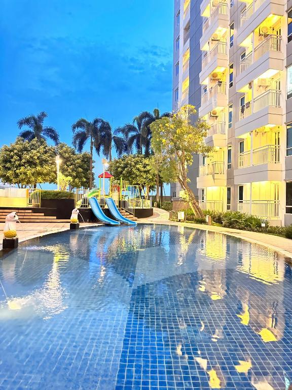 Πισίνα στο ή κοντά στο Tanglin Orchard Apartment by Kondoku
