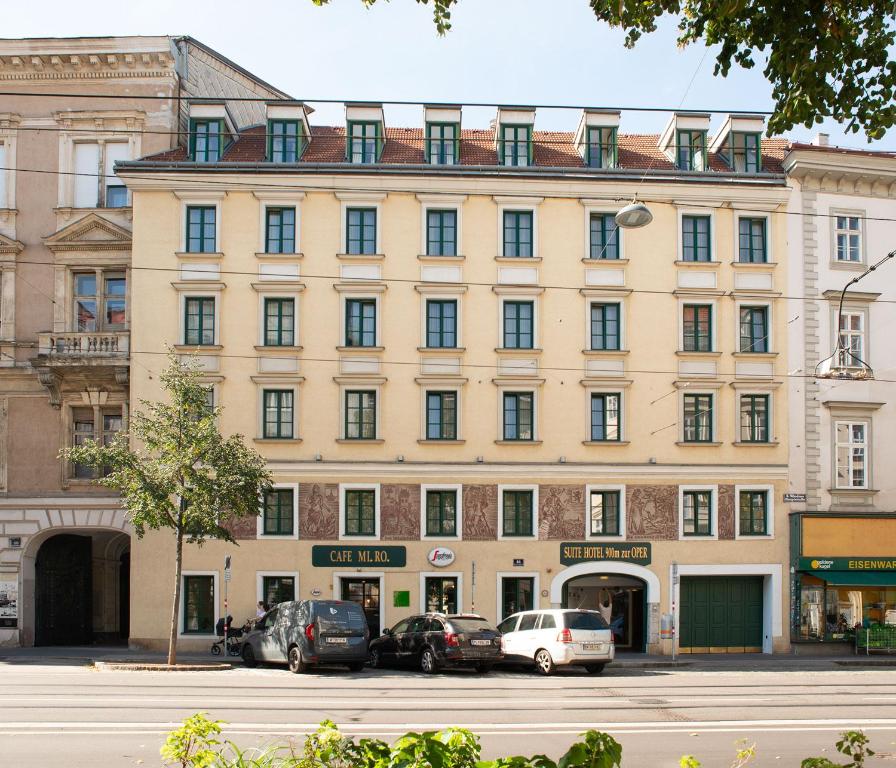 Suite Hotel 900 m zur Oper - Resim 1