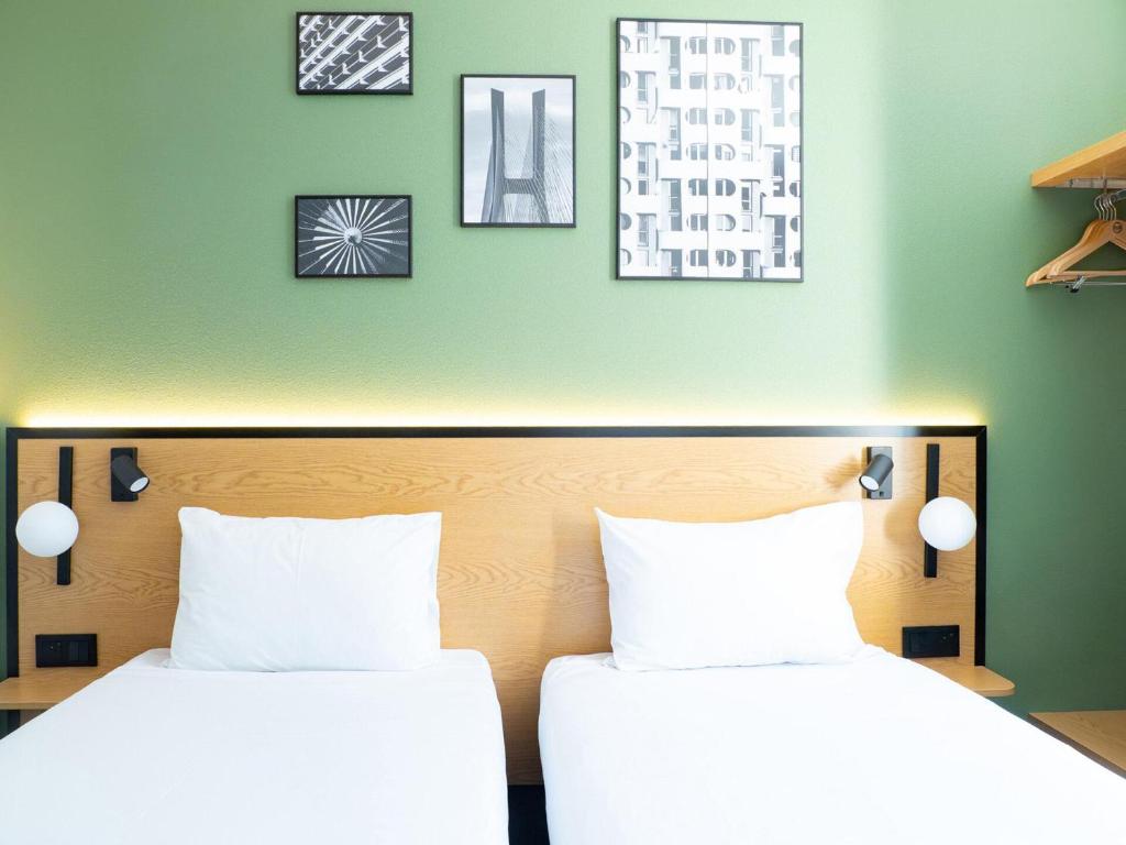 B&B HOTEL Wroclaw Centrum - Resim 20