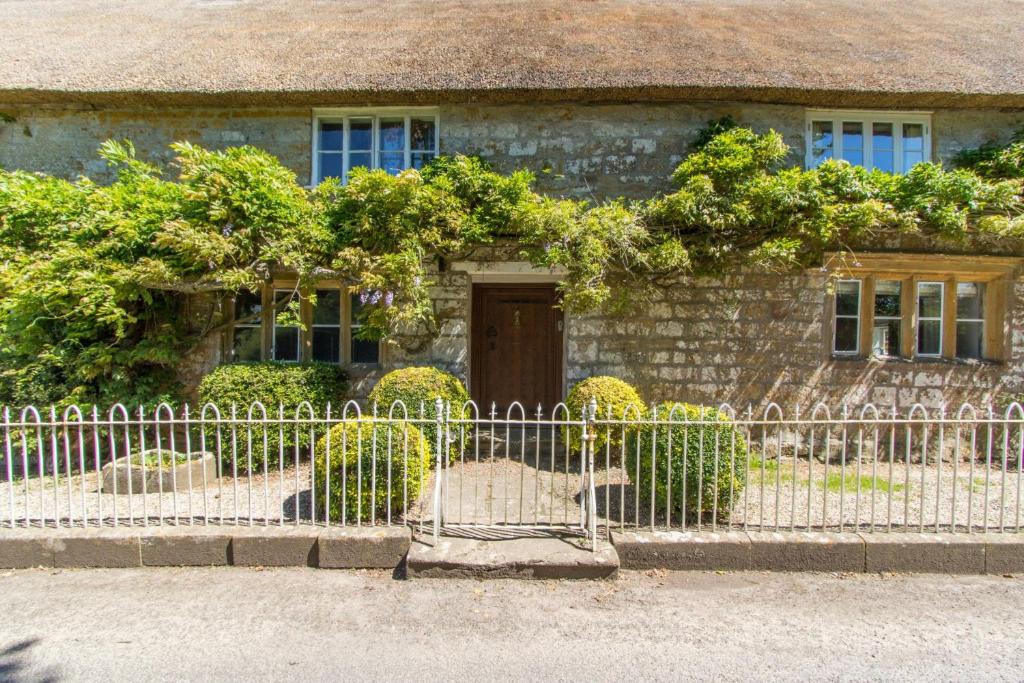Κήπος έξω από το Atherstone Farmhouse