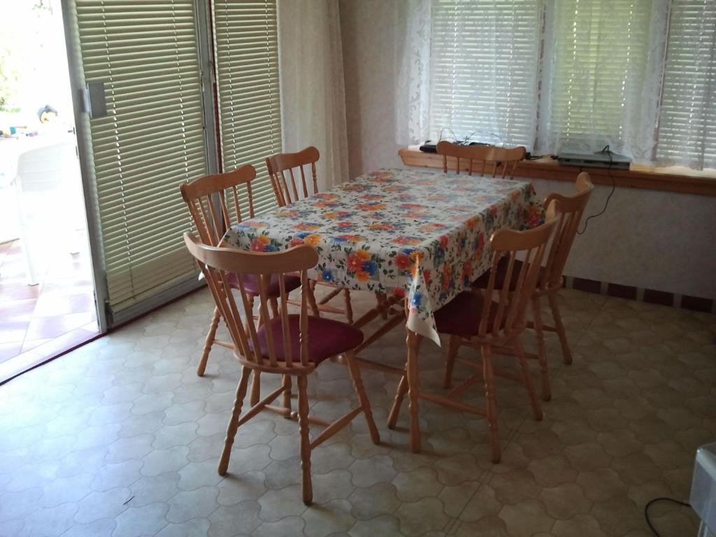 Zdjęcie z galerii obiektu Family Home Apartment w Zamárdi