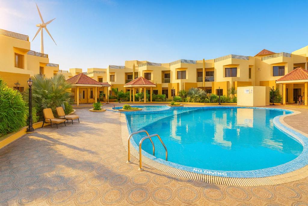 Πισίνα στο ή κοντά στο The Sky Imperial Bapu's Resort, Dwarka