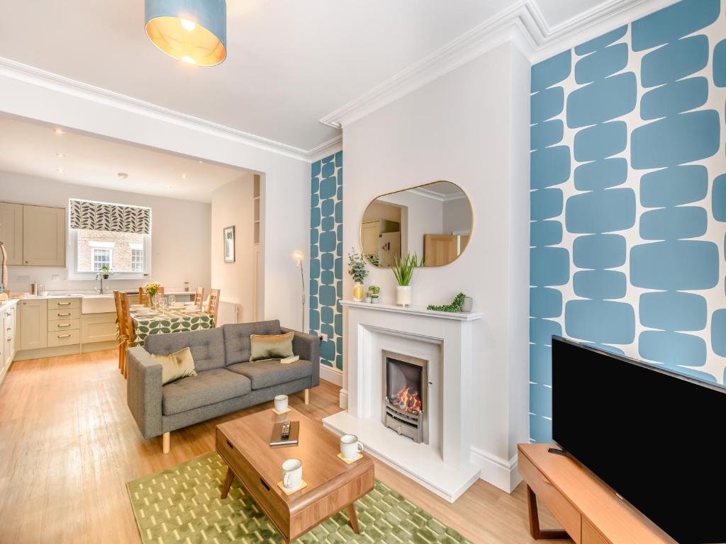 Uk41640 - Cleveland House 3