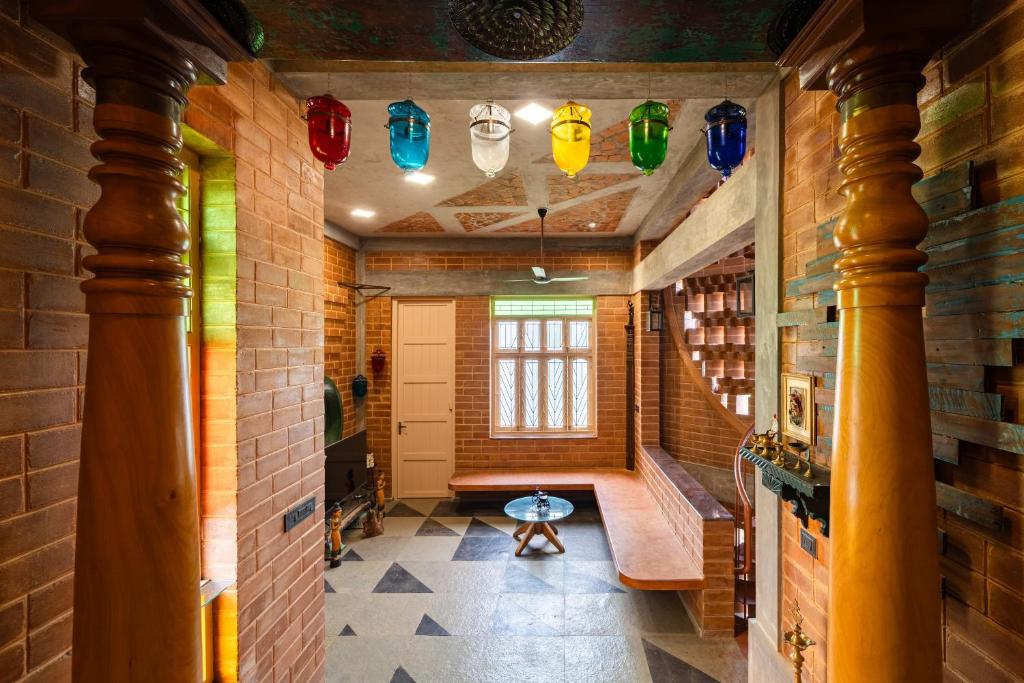 Φωτογραφία από το άλμπουμ του AR Lighthouse Bay Villa with Terrace Jacuzzi by Roscotel σε Ποντισερί