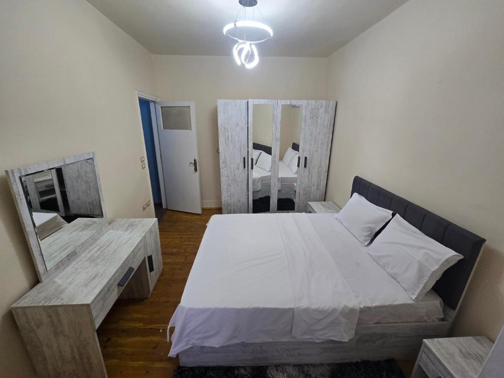 Alex Gate apartment - families only - Apartment Mit Meerblick