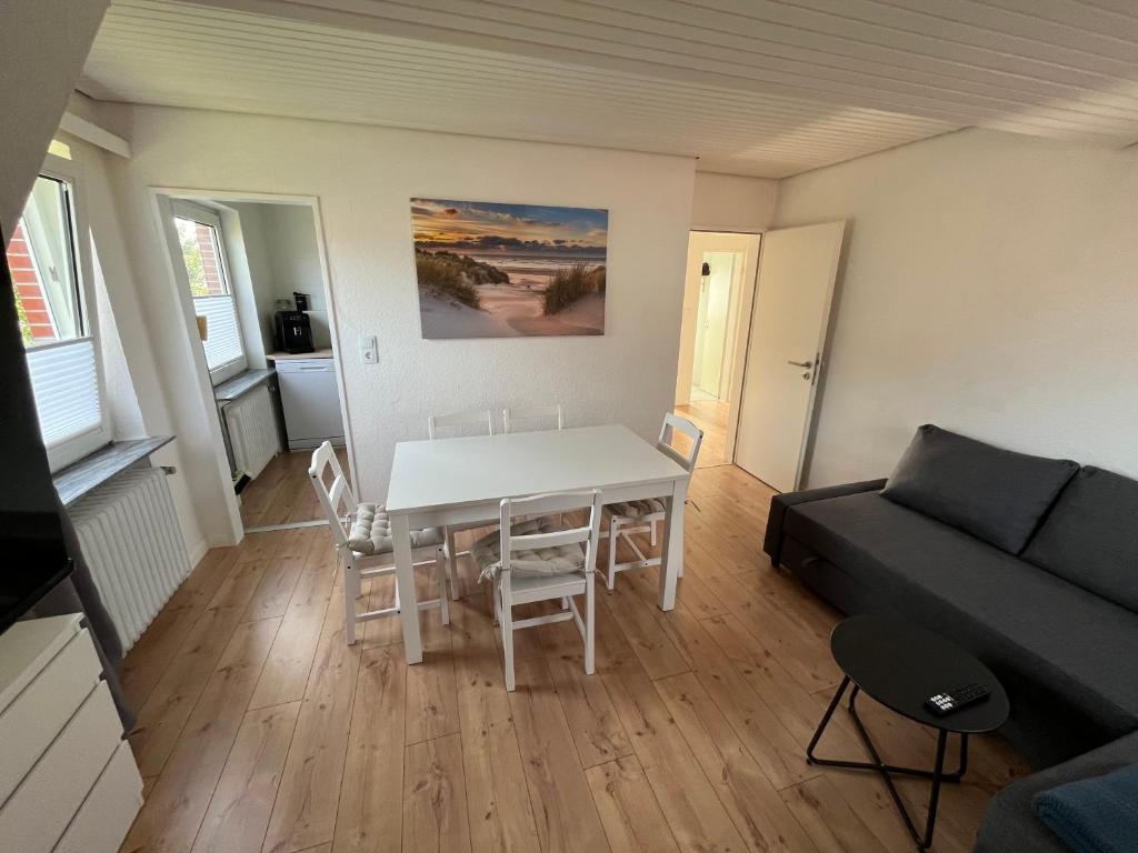 Kuchyň nebo kuchyňský kout v ubytování Vier Nordlichter - Helle Wohnung mit Dachterasse