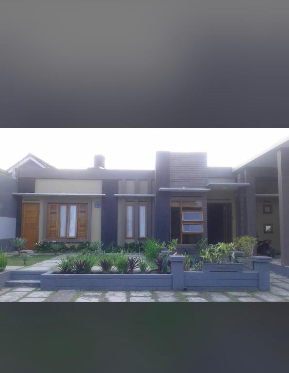 Το κτήριο όπου στεγάζεται  το διαμέρισμα