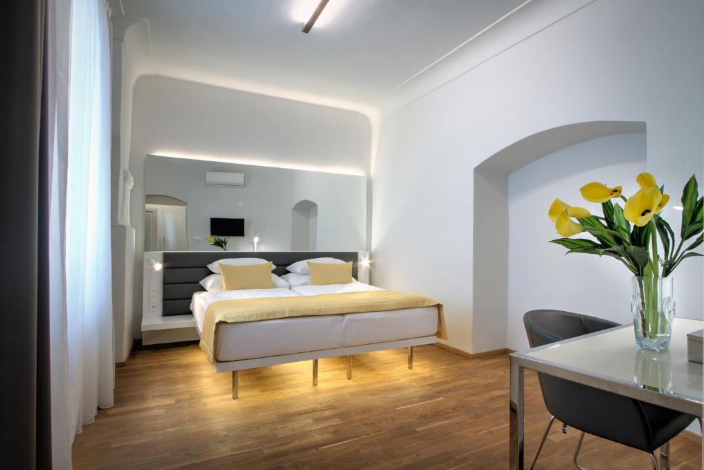 Bishop's House - Resim 43