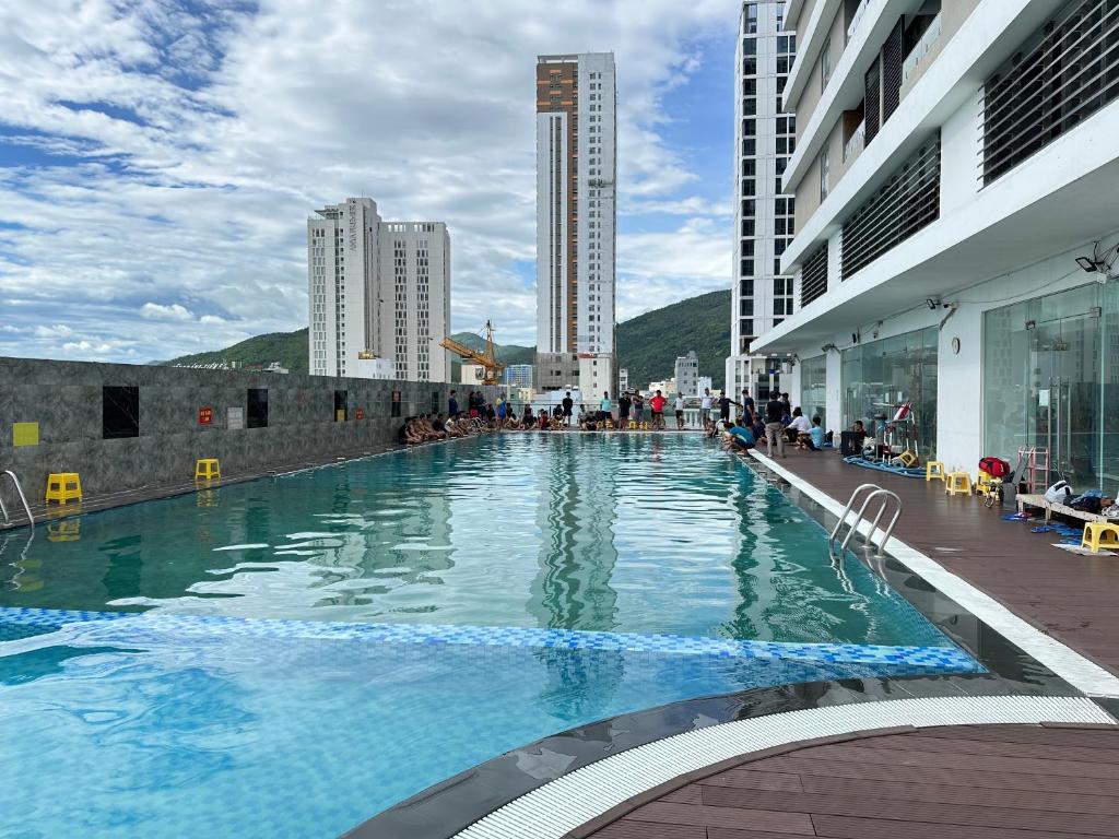 Kolam renang di atau dekat dengan FLC Three Bedroom Apartment Quy Nhon