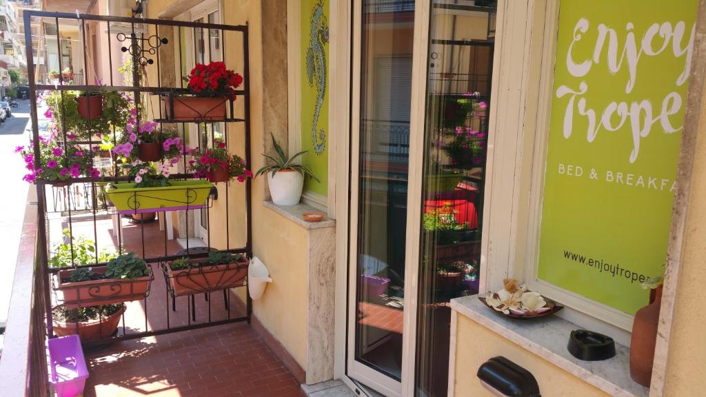 Enjoy Tropea Accomodation - 12