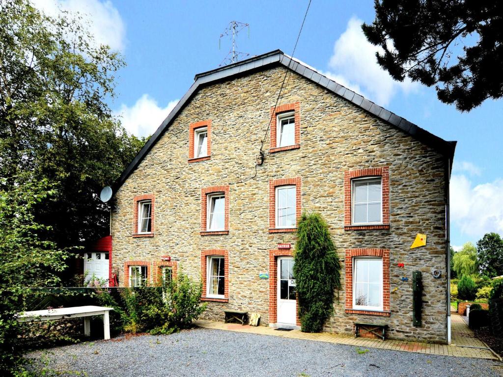 Imagen de la galería de Spacious Villa with Charm, en Bertogne