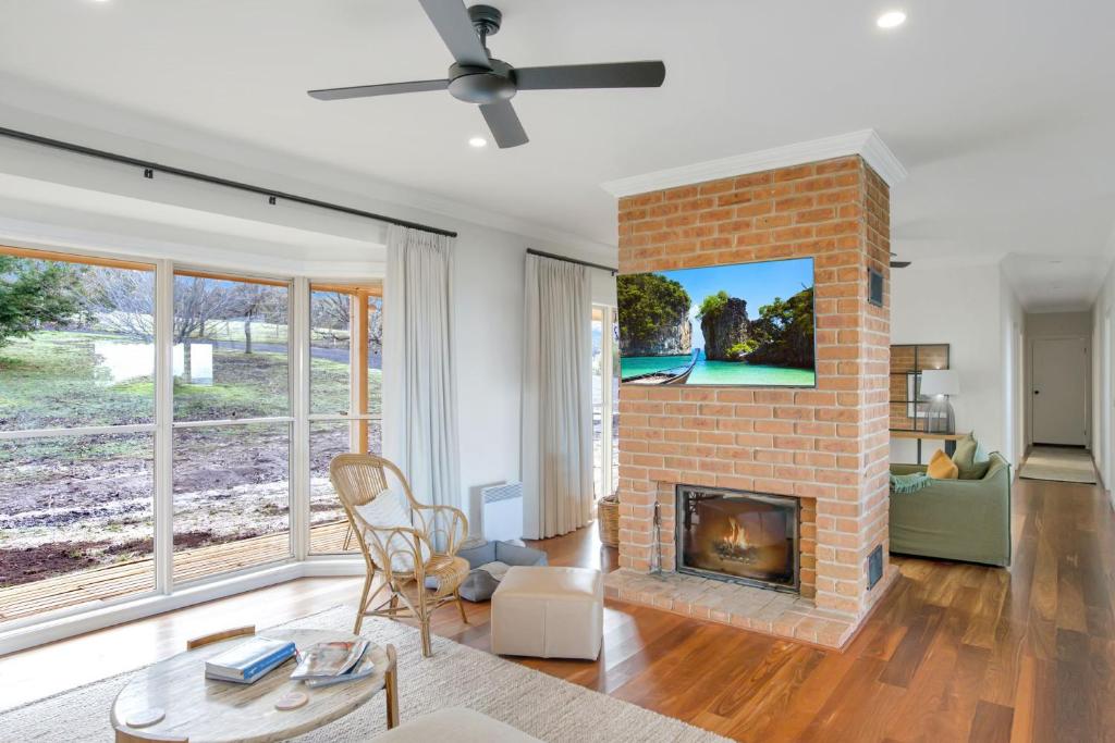 Μια τηλεόραση ή/και κέντρο ψυχαγωγίας στο Ashbourne