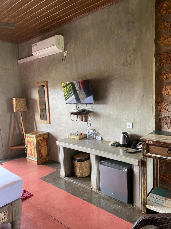 Negombo Boutique Villa - 11