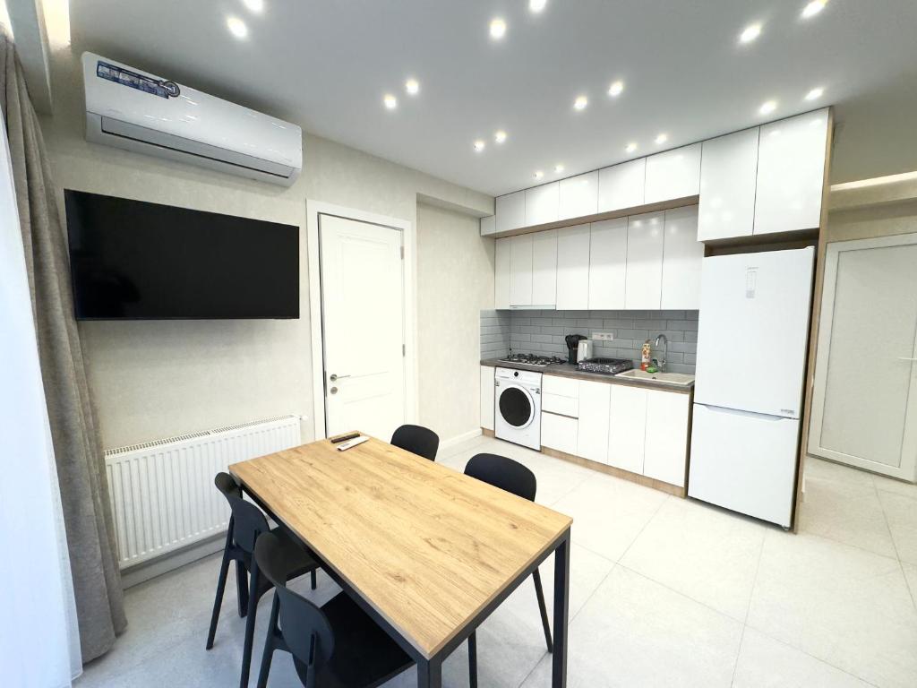 Η κουζίνα ή μικρή κουζίνα στο GSS - 3 Apartment