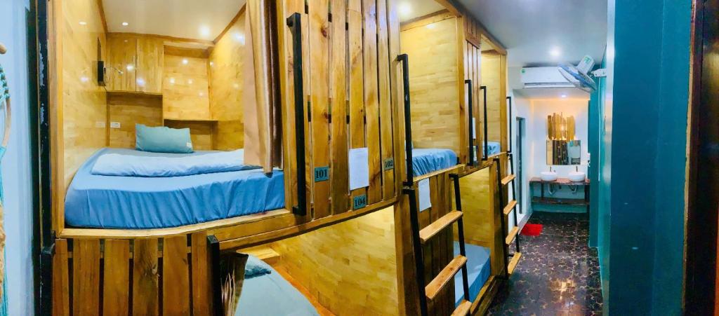 CatBa Pod Hostel & Rooftop Bar - 5