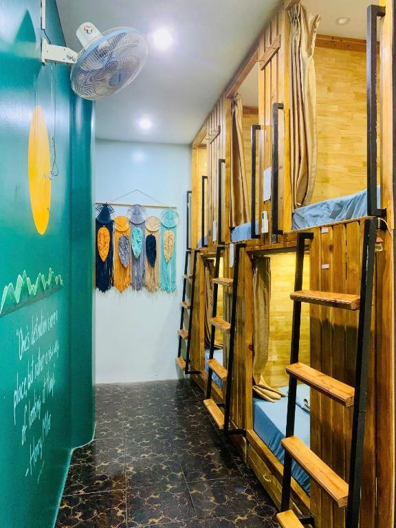 CatBa Pod Hostel & Rooftop Bar - 4