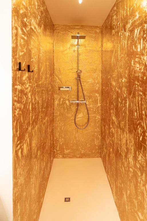 CHRIZZ Rooms - Resim 32