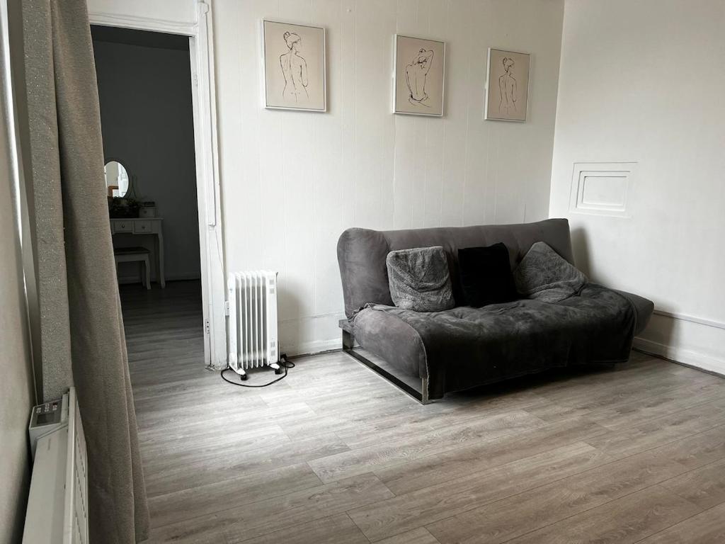 Χώρος καθιστικού στο 2 room newly furnished flat in Birmingham city centre, free parking !