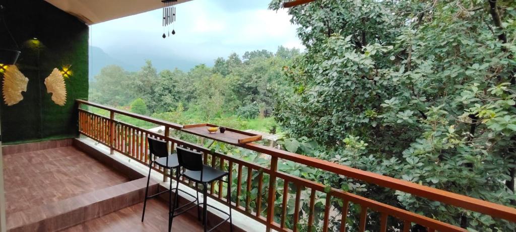 Balkón nebo terasa v ubytování Hillview Escape - Cozy 1bhk apartment