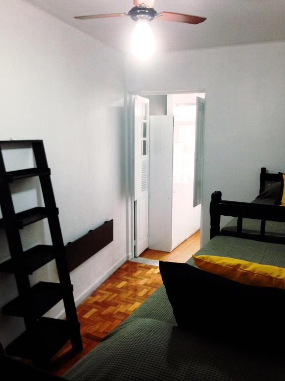 Méier House - Quadruple Room With Shared Bathroom