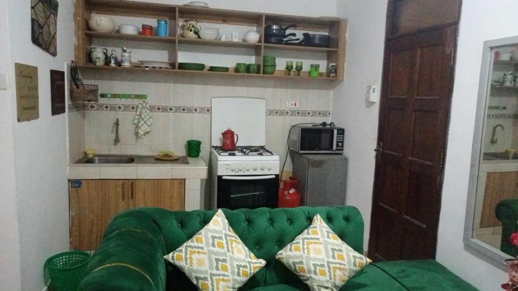 Η κουζίνα ή μικρή κουζίνα στο Chao Homes