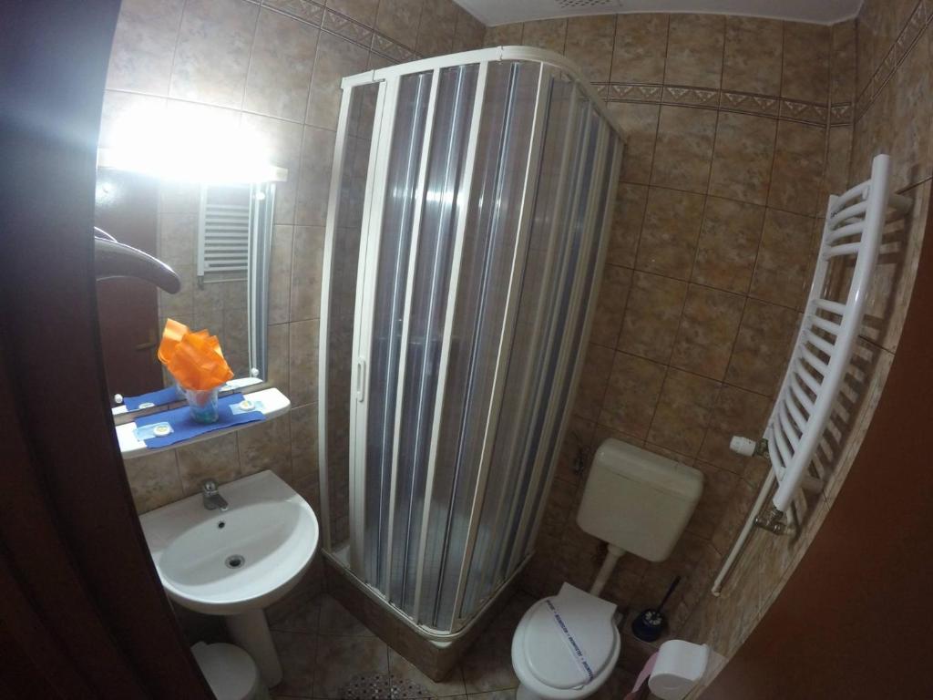 Koupelna v ubytování Hotel Turist