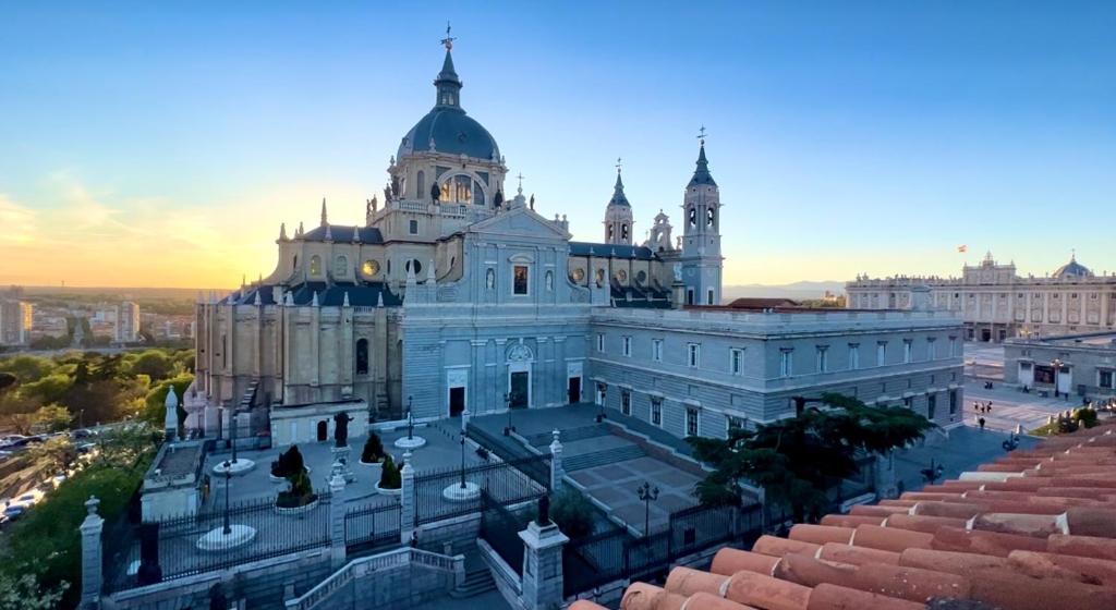 Luxury Property Royal Palace Madrid