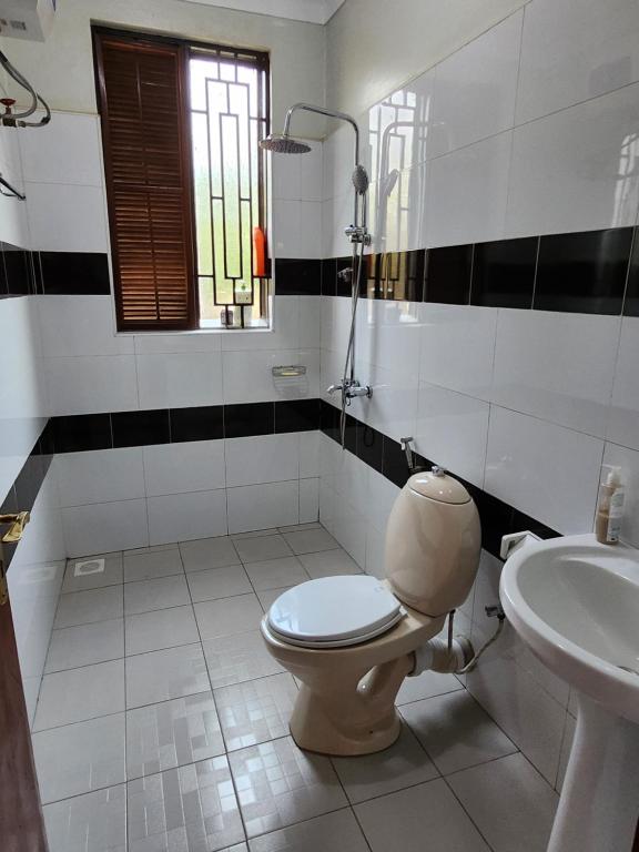 Ένα μπάνιο στο Jackies place