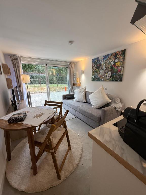 Posezení v ubytování Modern Hideway studio