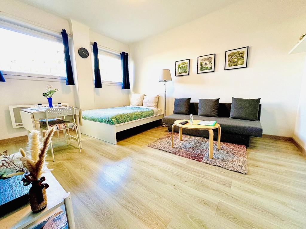 Et opholdsområde på Joli studio proche plage, vieux port & Palais Pharo